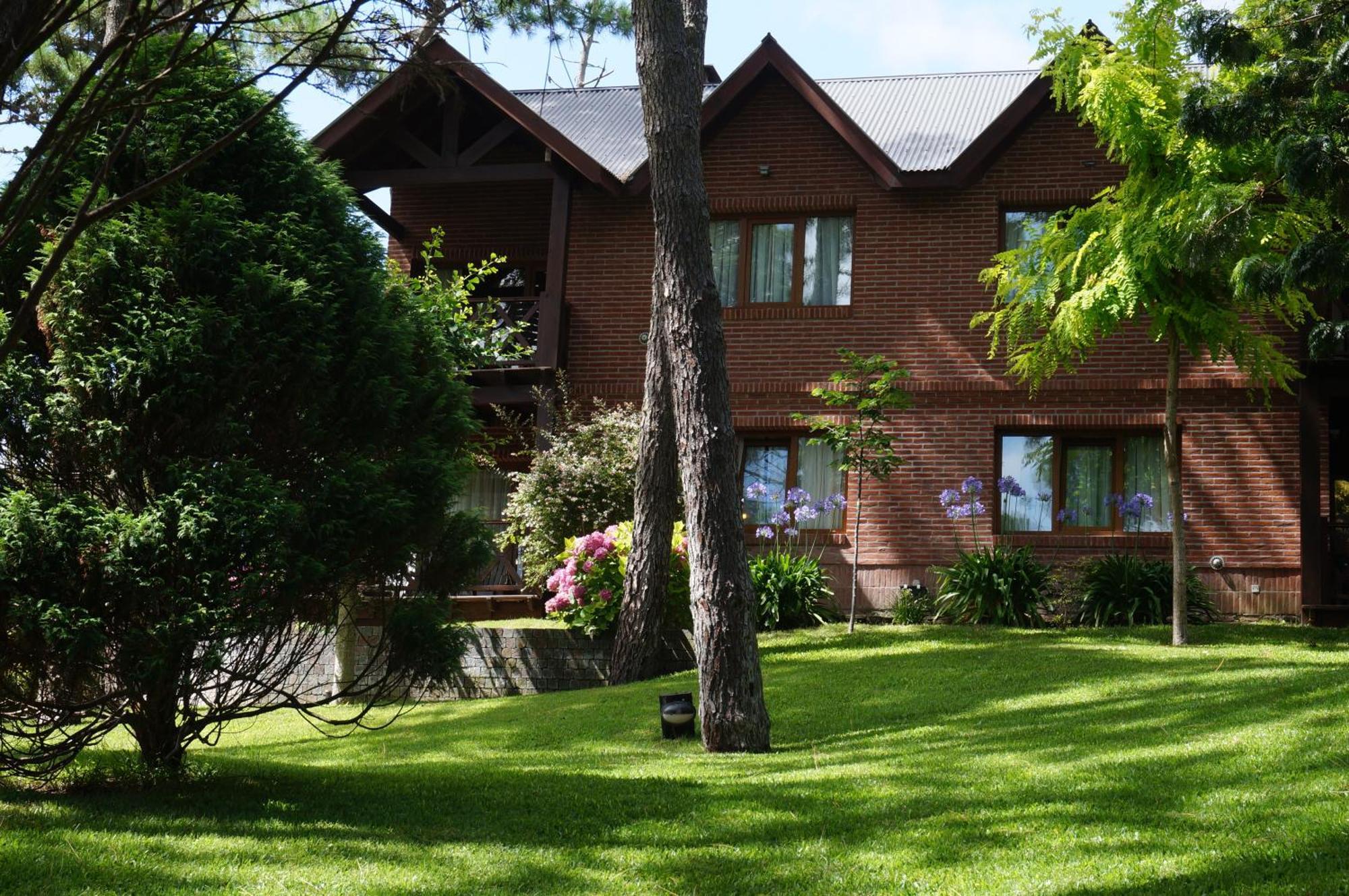 Refugio Del Bosque Villa Carilo Eksteriør bilde