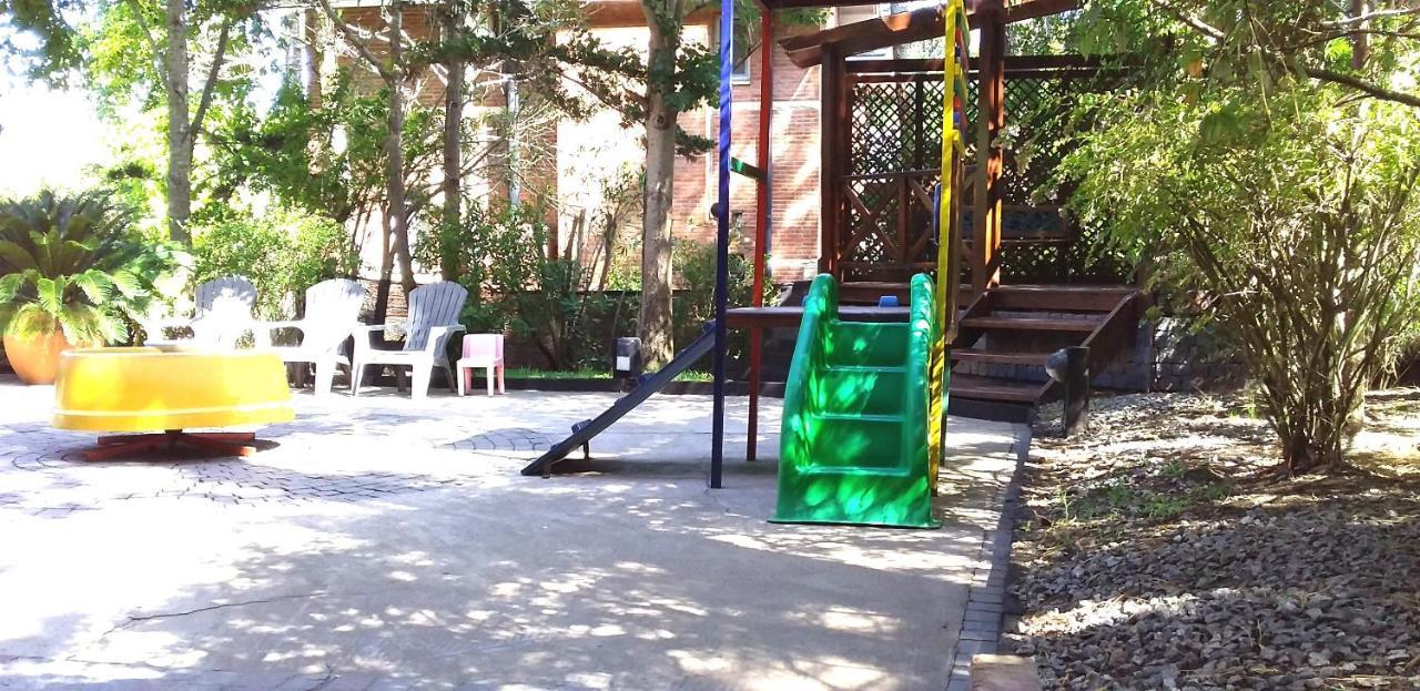 Refugio Del Bosque Villa Carilo Eksteriør bilde